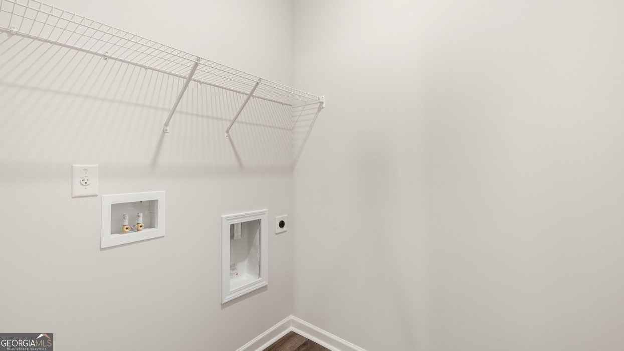 667 Whitman Lane Stockbridge - Photo 32