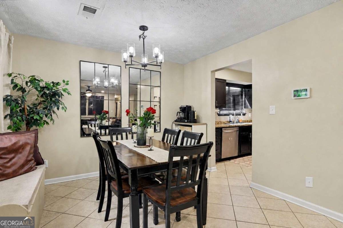 9421 Forest Knoll Drive Jonesboro - Photo 8
