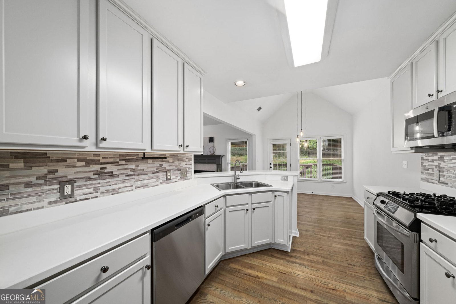 3598 Green Pine Way Suwanee - Photo 8