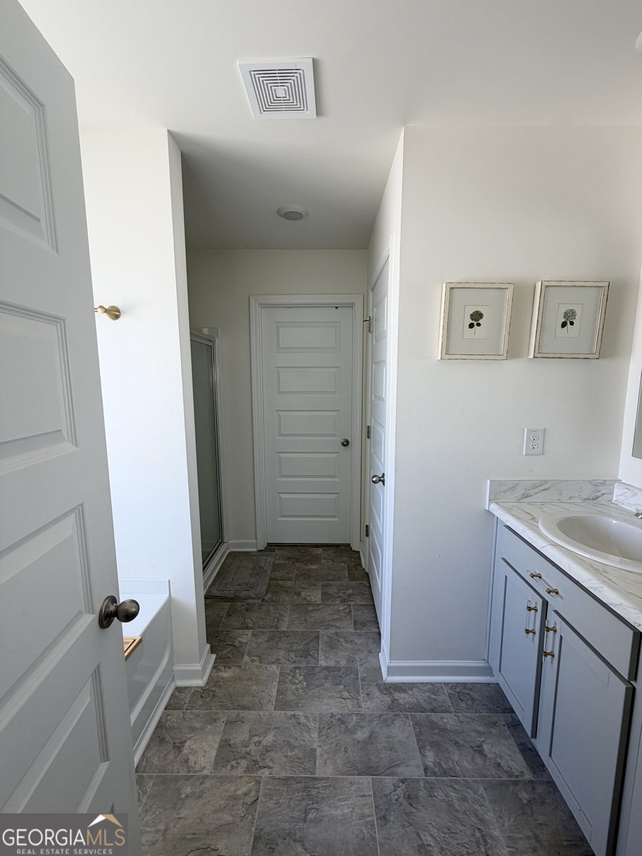 384 Condor Court Statham - Photo 27