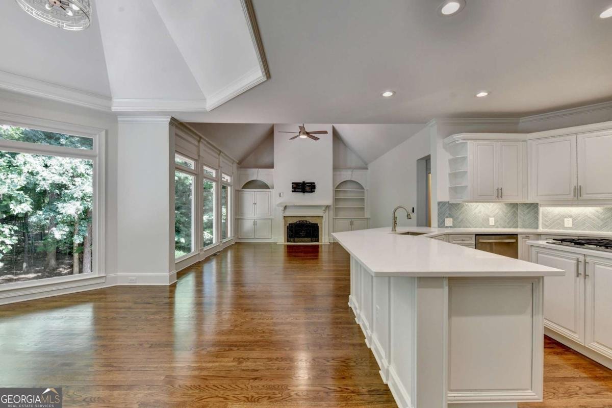 7040 Laurel Oak Drive Suwanee - Photo 12