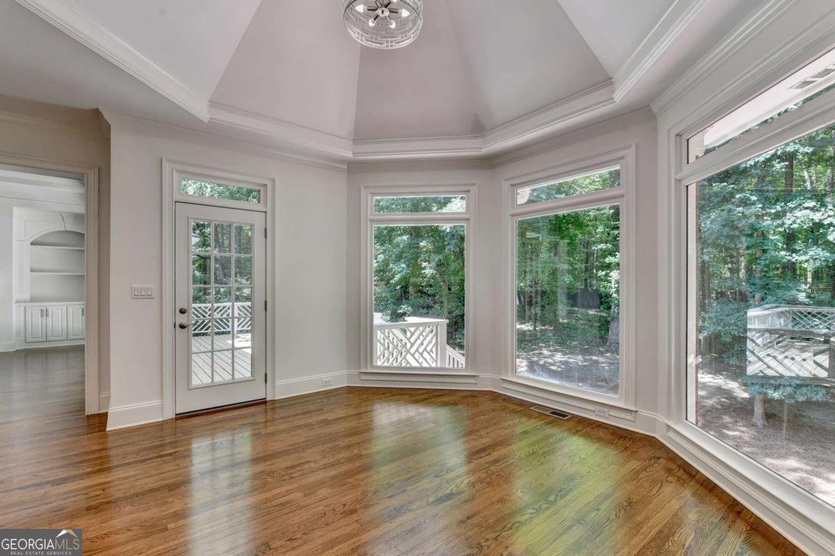 7040 Laurel Oak Drive Suwanee - Photo 13