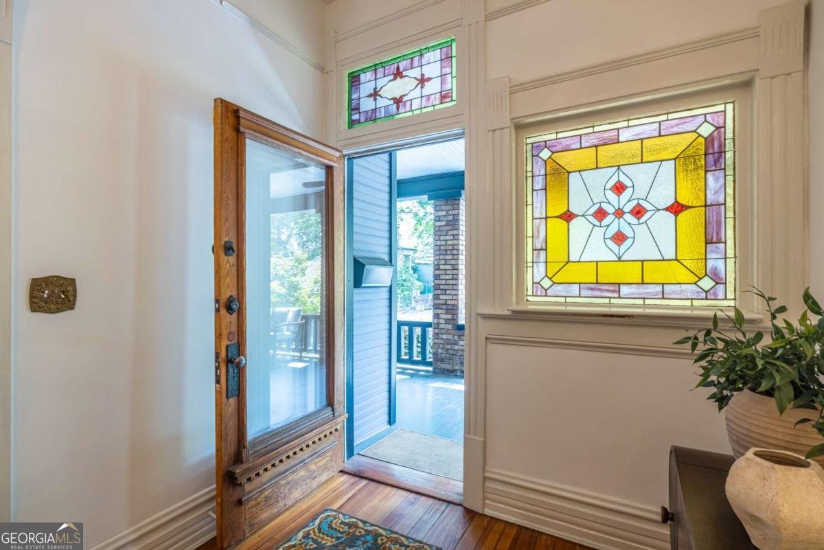 Photo 5