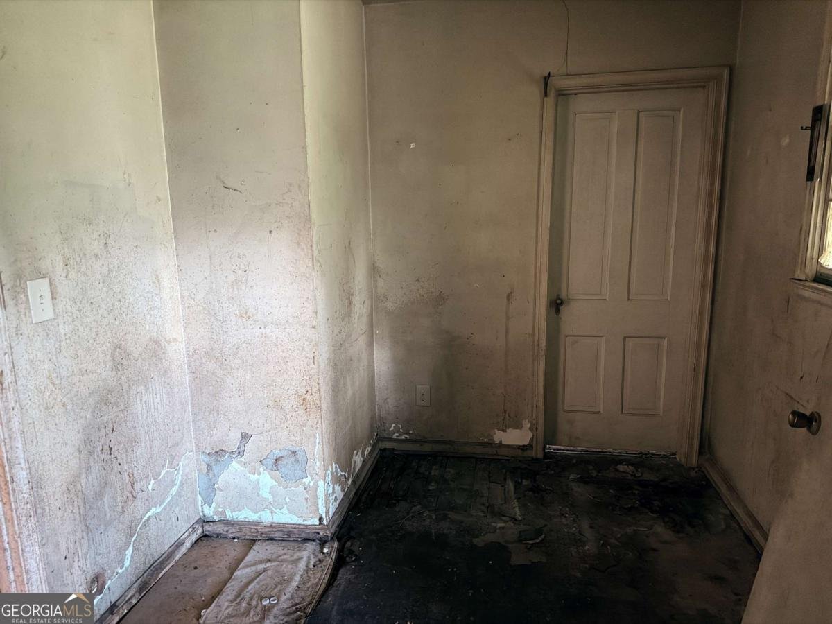 541 Erin Avenue Atlanta - Photo 8