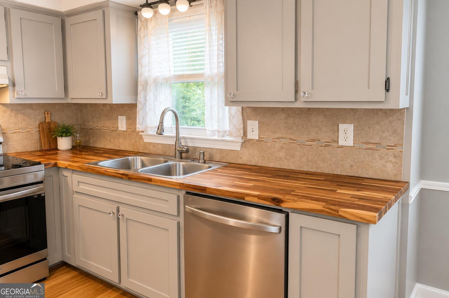 4431 Autumn Hill Drive Stone Mountain - Photo 13