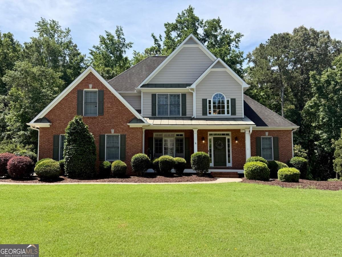 1015 Sugar Pike Way Canton - main photo