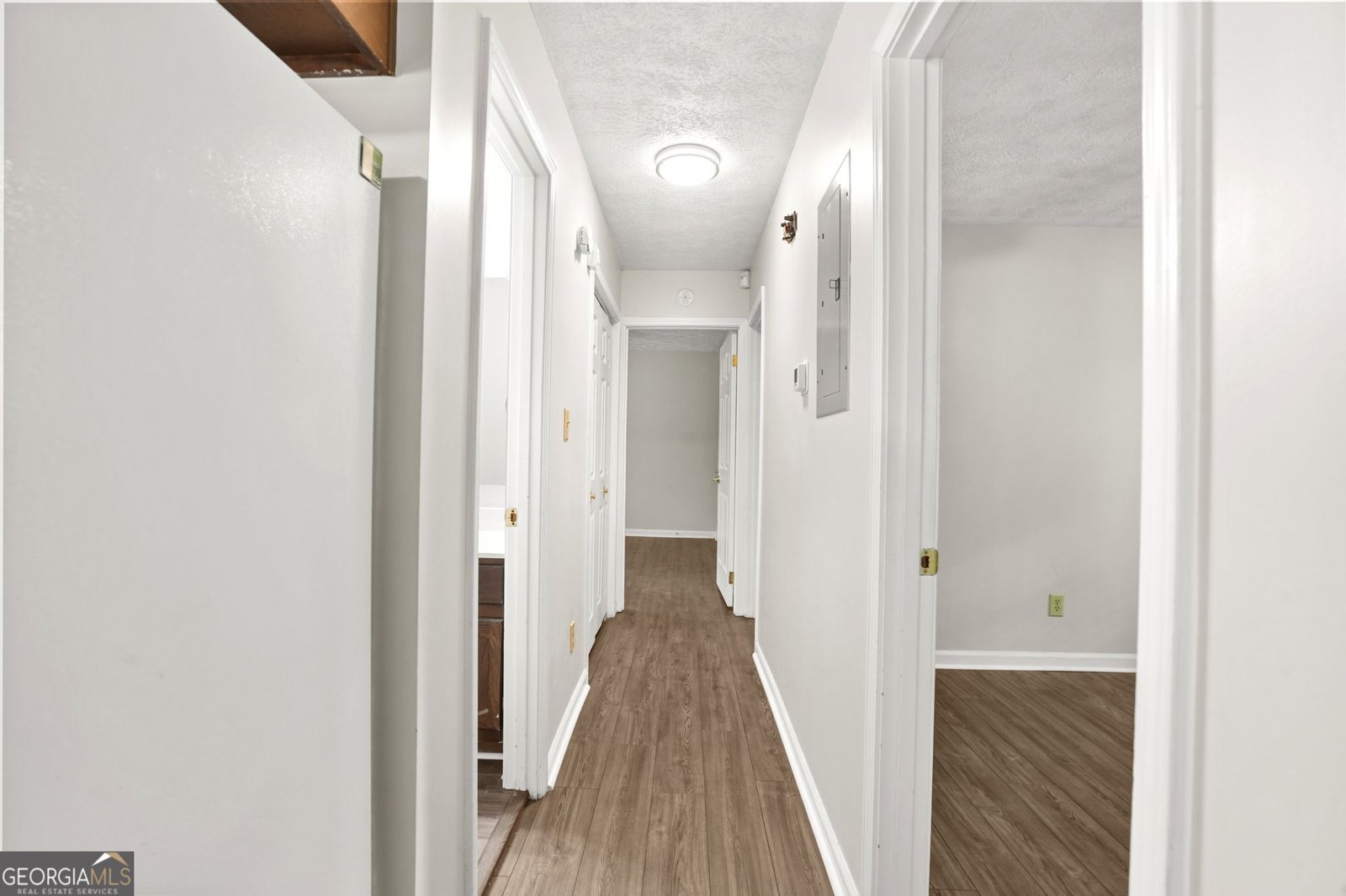 6988 Tan Bark Court Riverdale - Photo 13