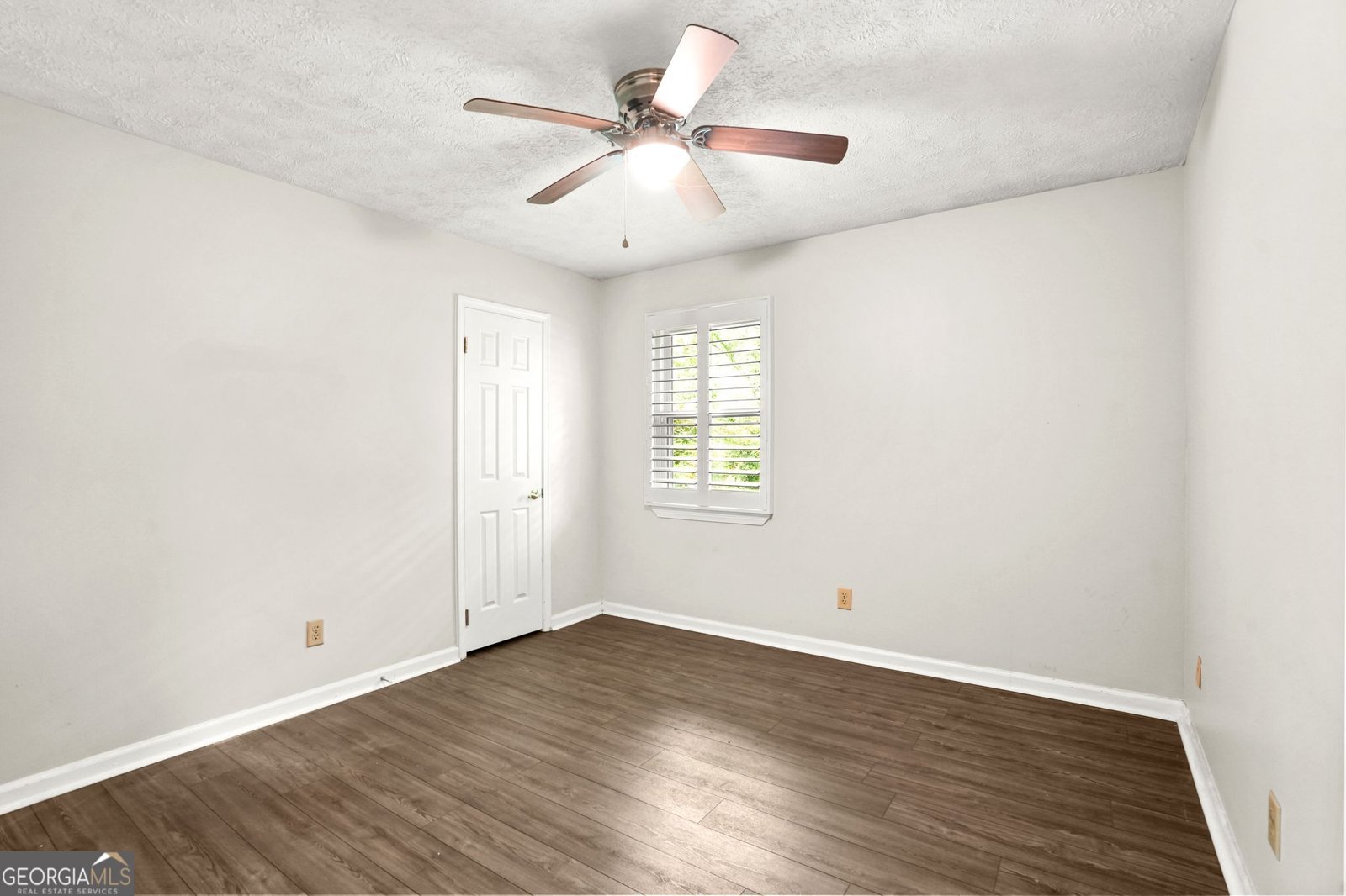 6988 Tan Bark Court Riverdale - Photo 17