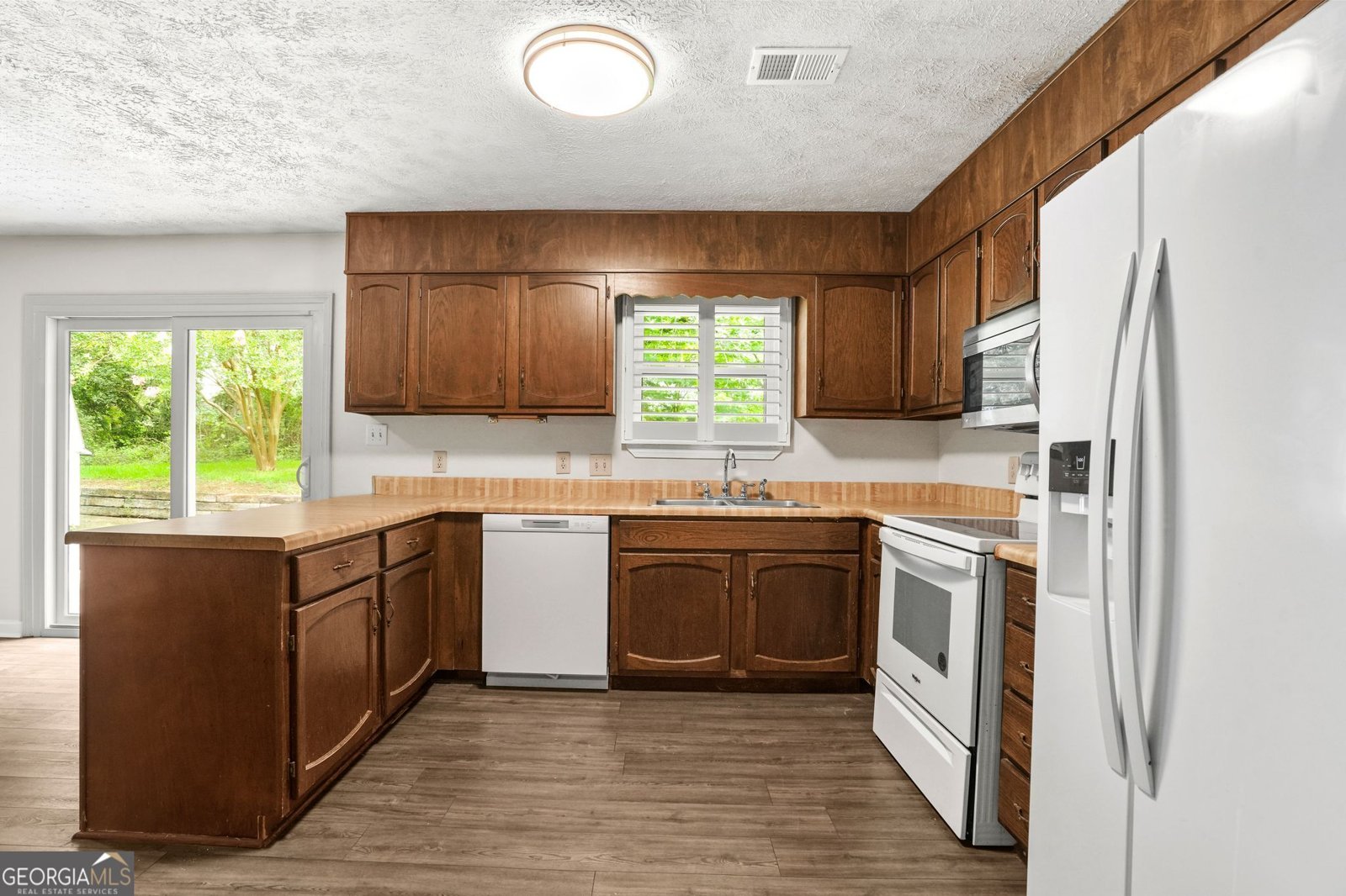 6988 Tan Bark Court Riverdale - Photo 8
