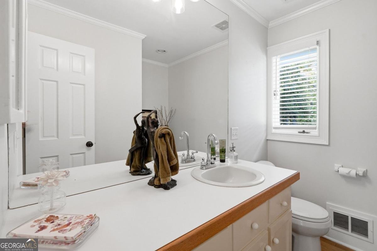 6504 Yacht Club Road Flowery Branch - Photo 16