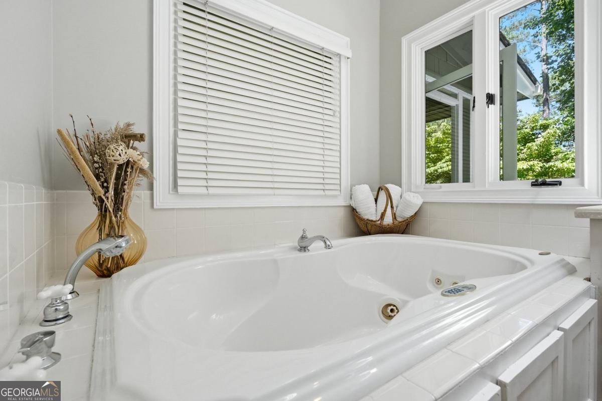 6504 Yacht Club Road Flowery Branch - Photo 32