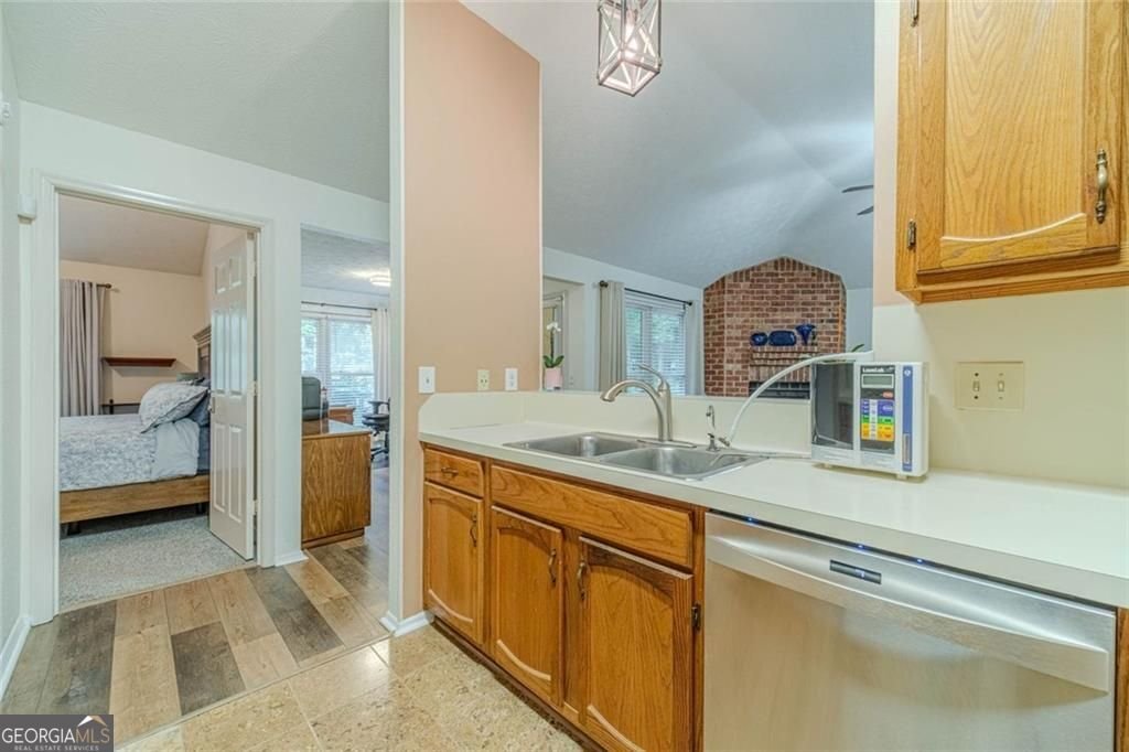 1381 Shady Cove Lane Lawrenceville - Photo 21