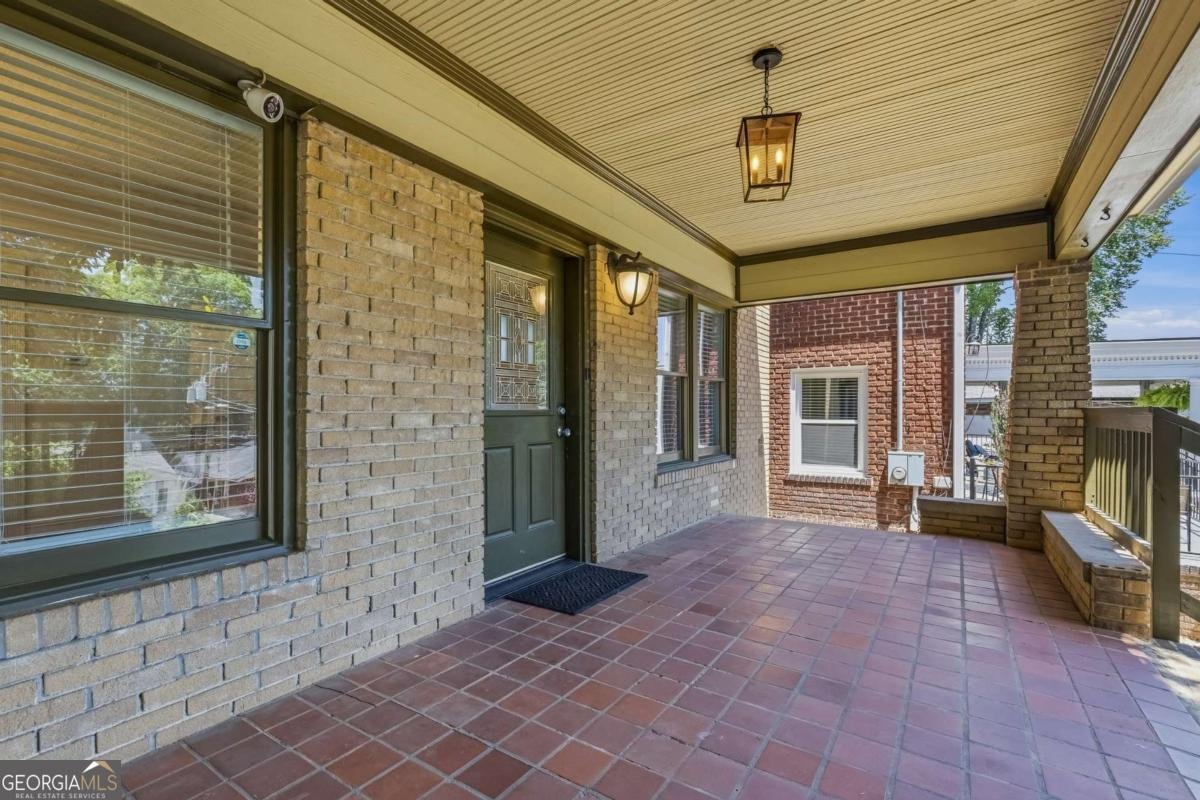 672 Kennesaw Avenue Atlanta - main photo