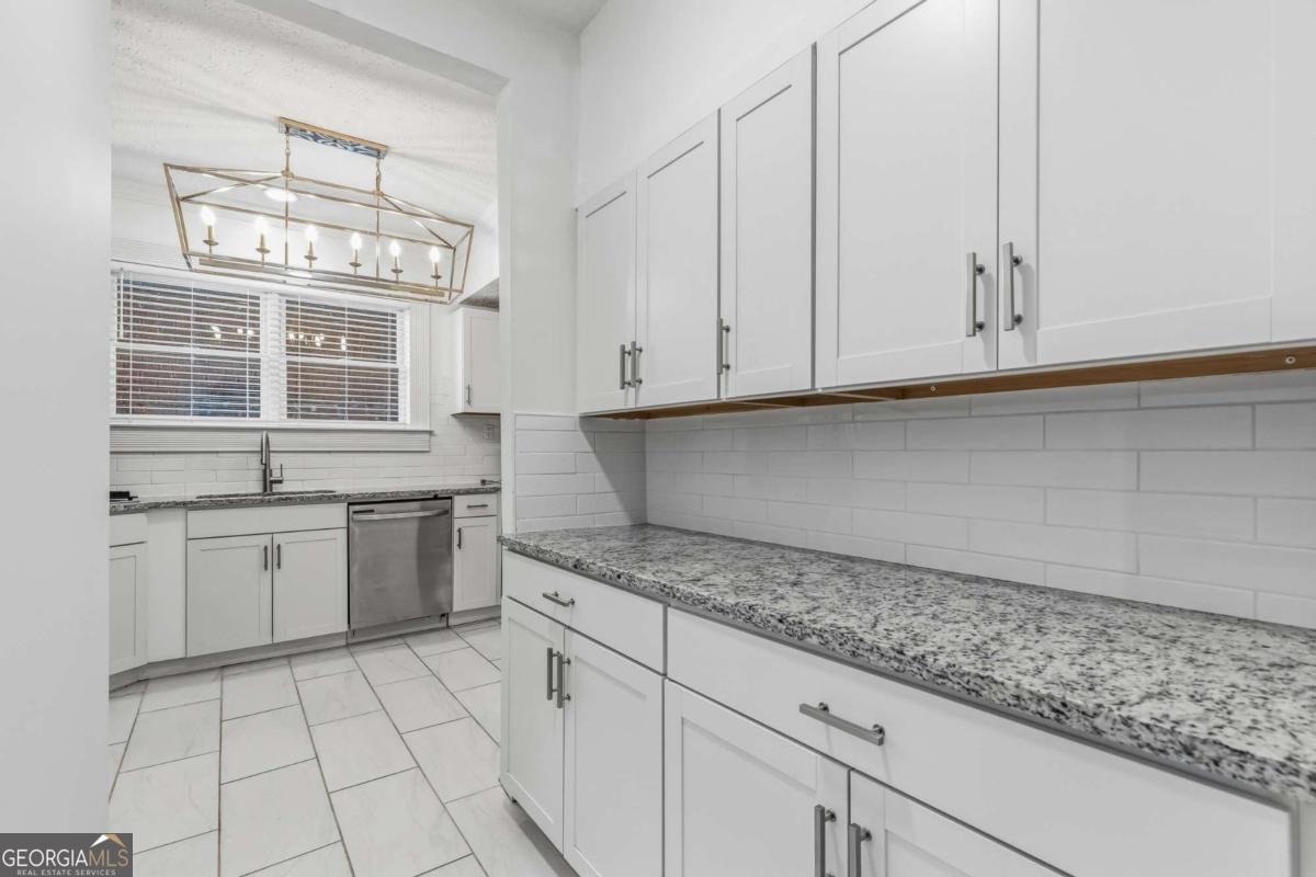 672 Kennesaw Avenue Atlanta - Photo 10