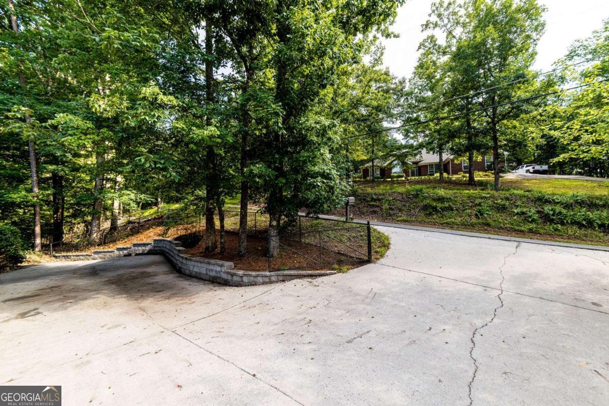 7822 Beachwood Drive Murrayville - Photo 10
