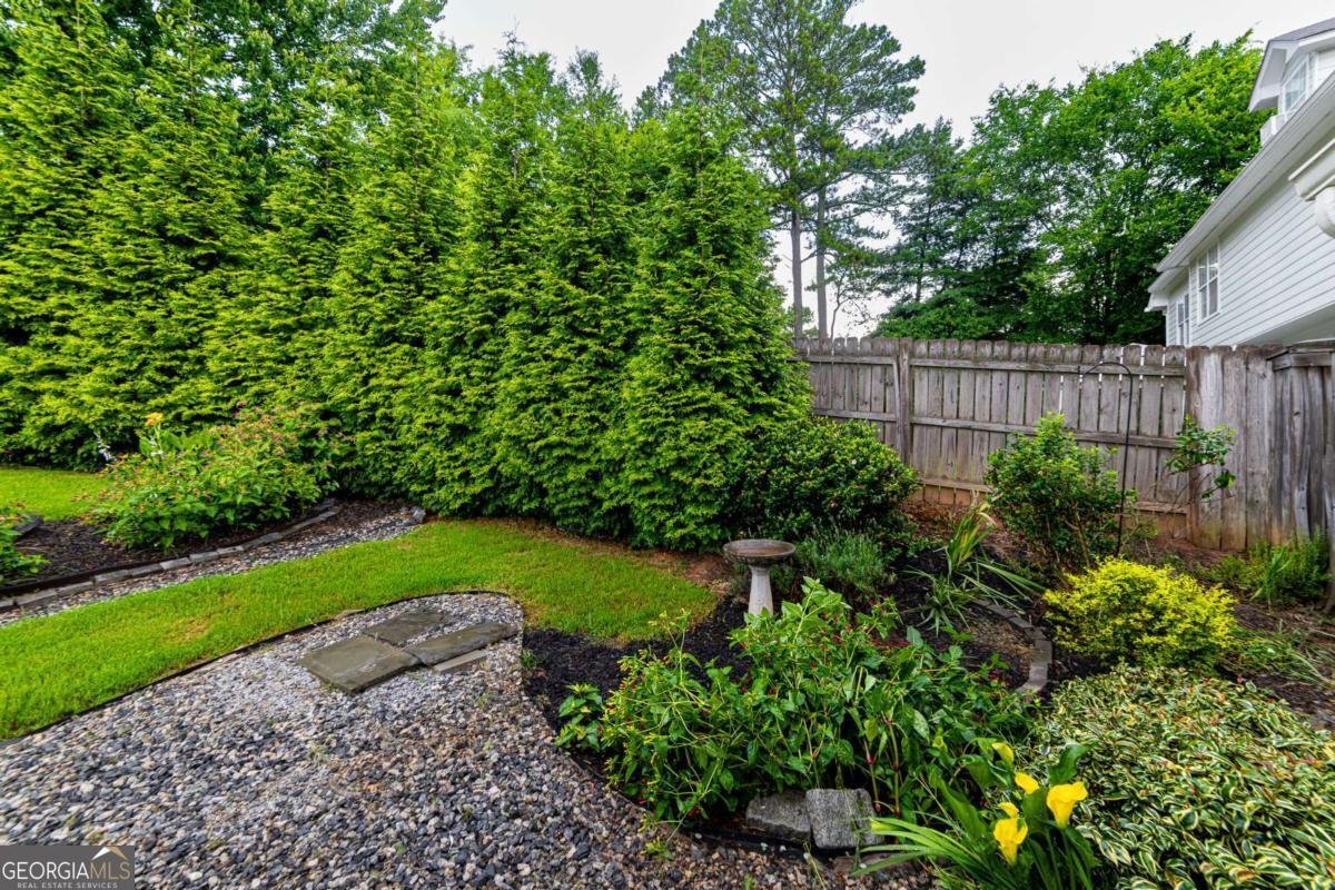 11840 Aspen Forest Drive Johns Creek - Photo 18