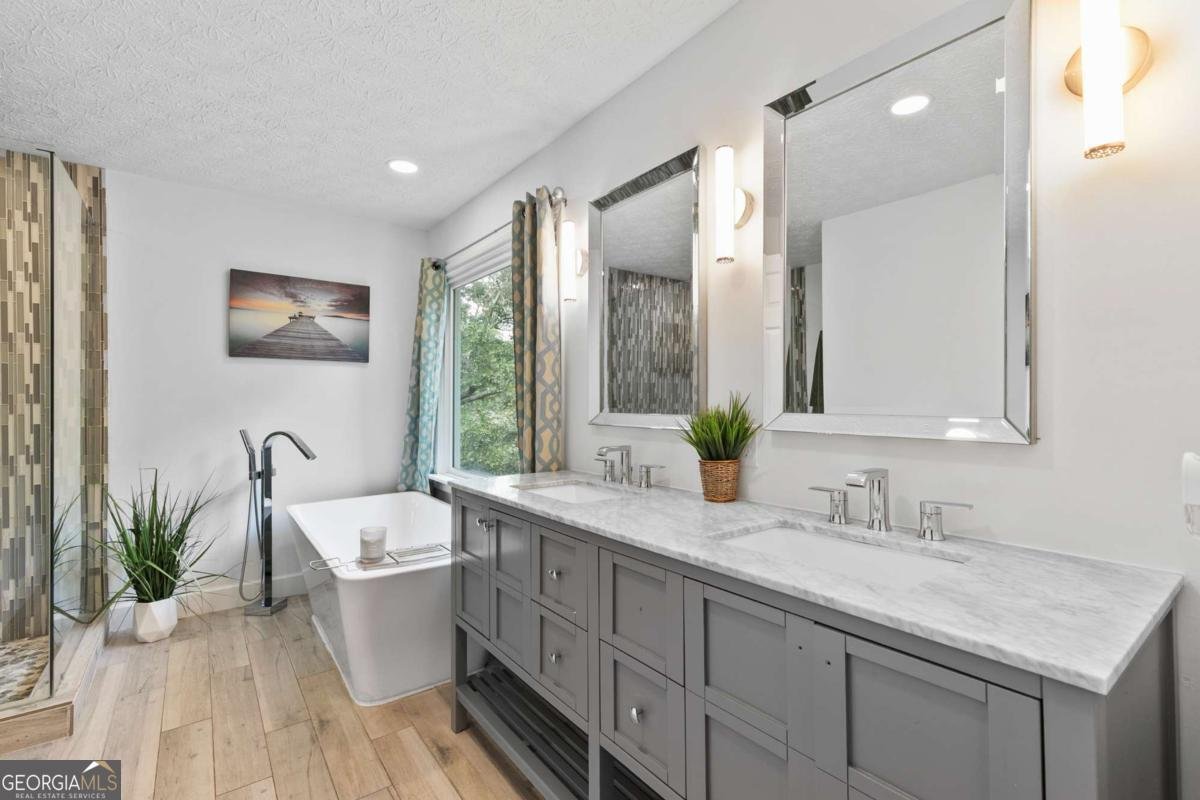 334 Justin Drive Woodstock - Photo 17