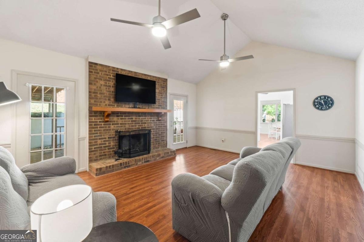 725 Nix Drive Gainesville - Photo 8