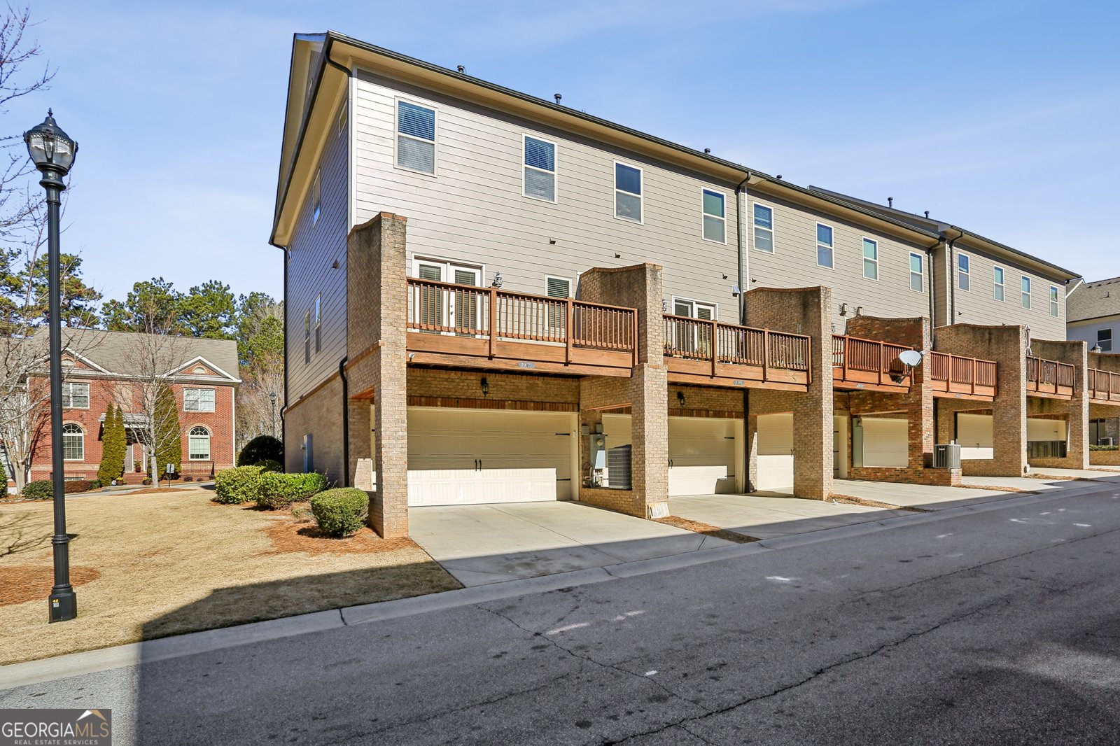 7395 Glisten Avenue Sandy Springs - Photo 20