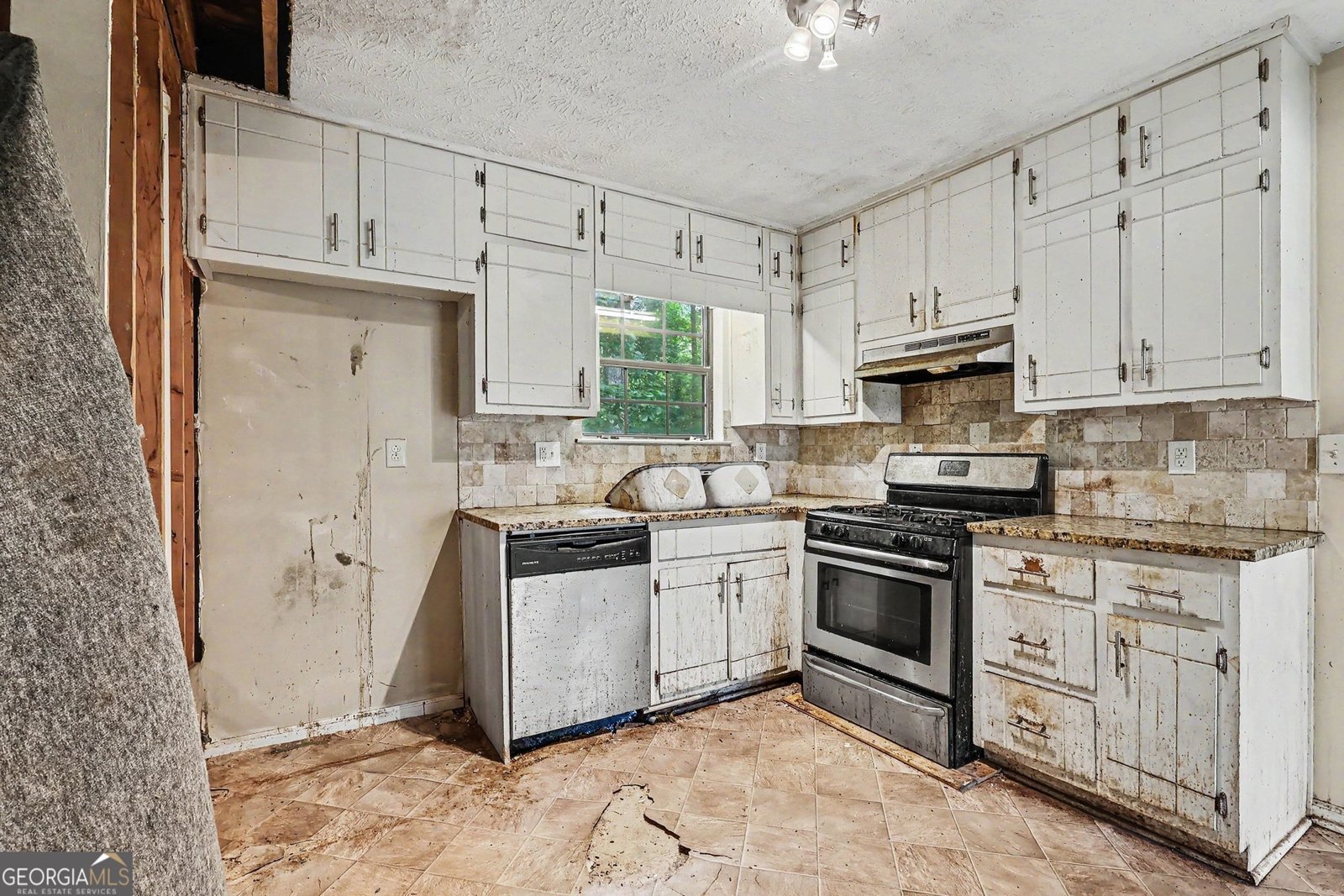 8326 Commanche Court Jonesboro - Photo 6