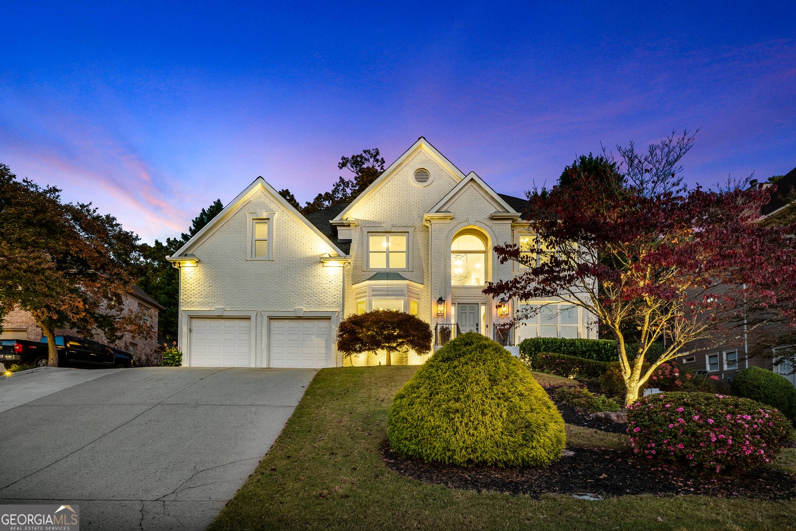3713 Lake Edge Drive Suwanee - main photo