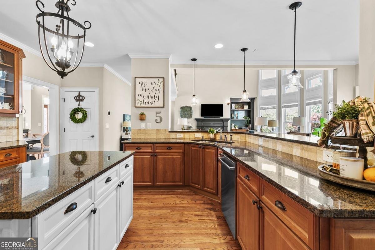 2461 Floral Valley Drive Dacula - Photo 10