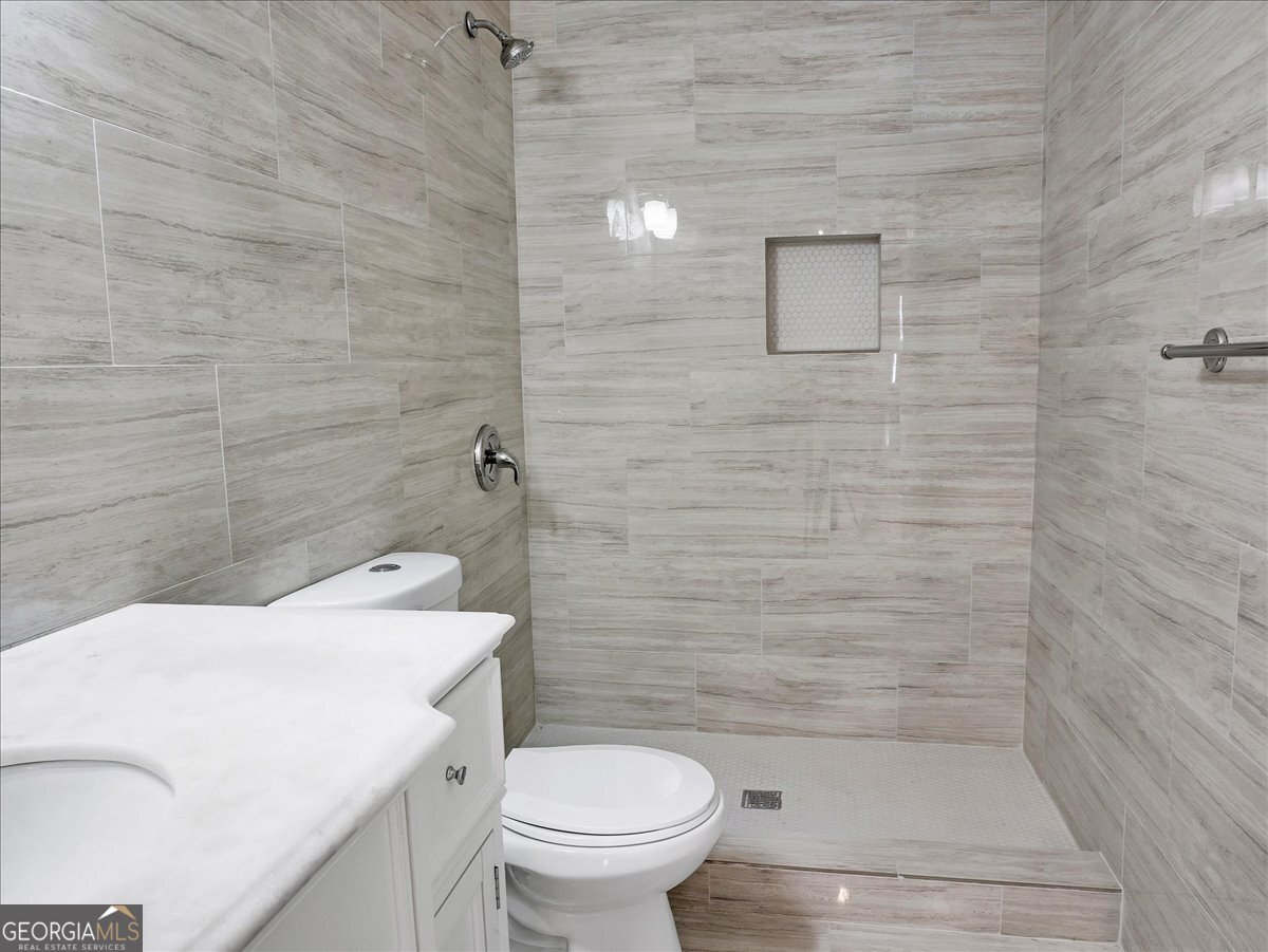 3725 Crescent Walk Lane Suwanee - Photo 19