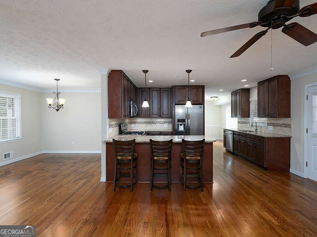 226 King David Drive Lilburn - Photo 11