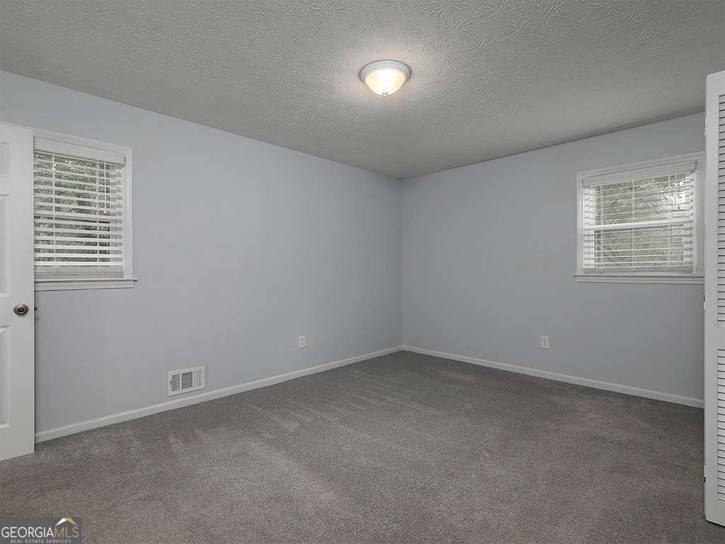 226 King David Drive Lilburn - Photo 20