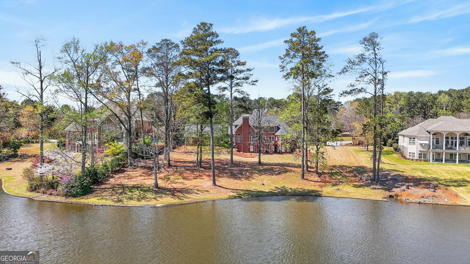 1009 Lyndhurst Way Conyers - main photo
