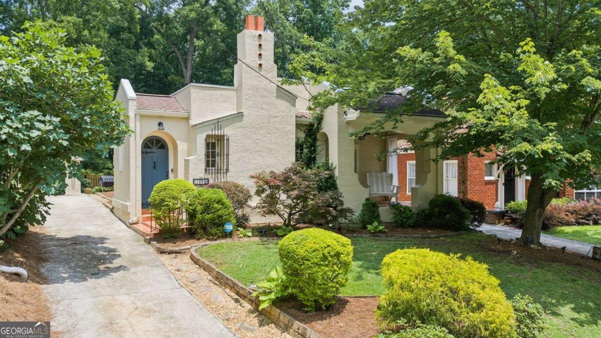 1204 Cameron Court Atlanta - main photo