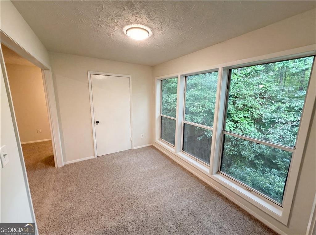 1005 Dunbar Drive Atlanta - Photo 10