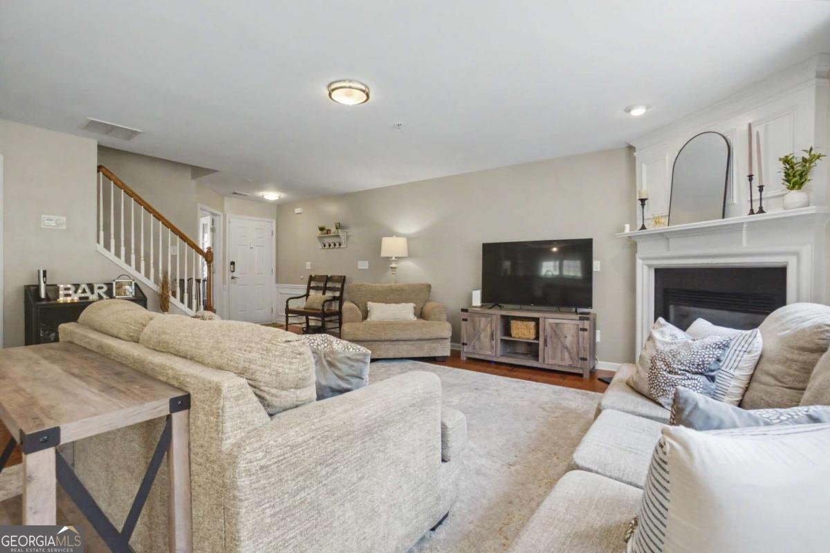 347 Balaban Circle Woodstock - Photo 7