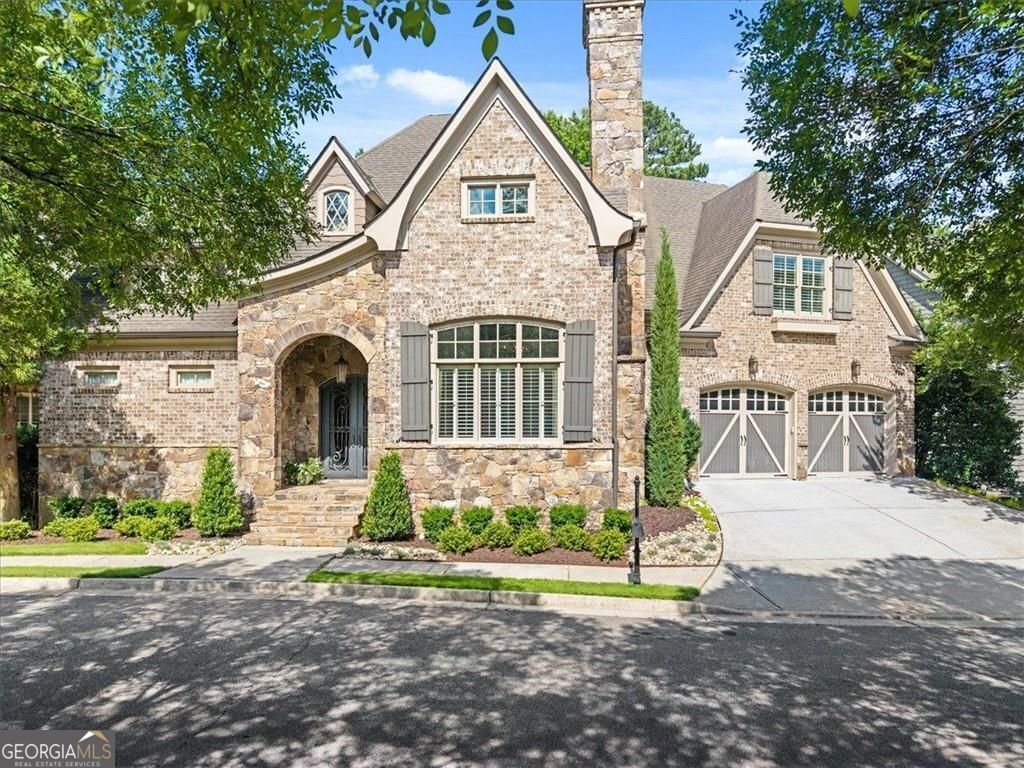 2225 Watercrest Commons Circle Marietta - main photo
