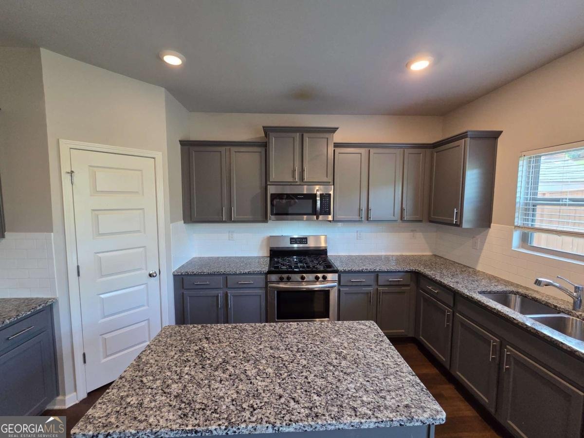 2092 Massey Lane Winder - Photo 8