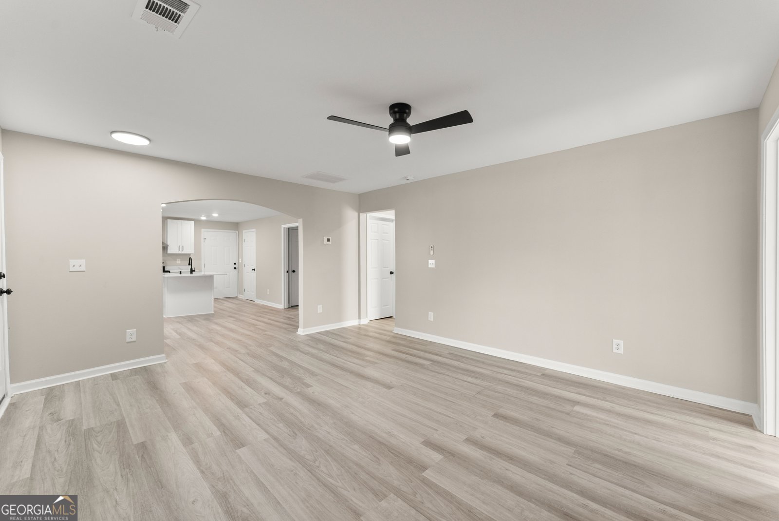 239 Currahee Street Toccoa - Photo 8