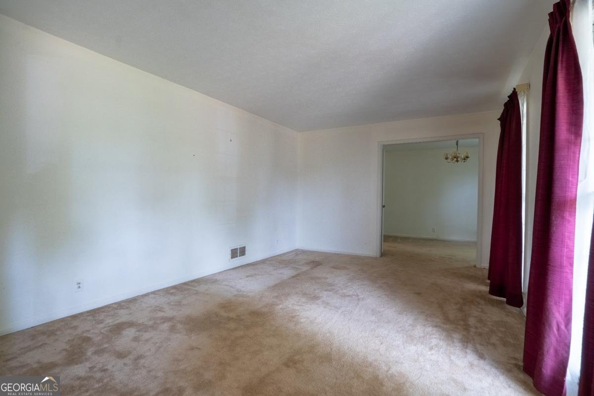 1334 Sherri Lane Sugar Hill - Photo 11