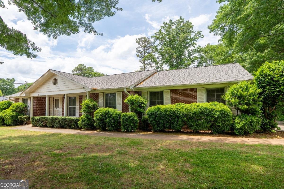 1334 Sherri Lane Sugar Hill - Photo 8