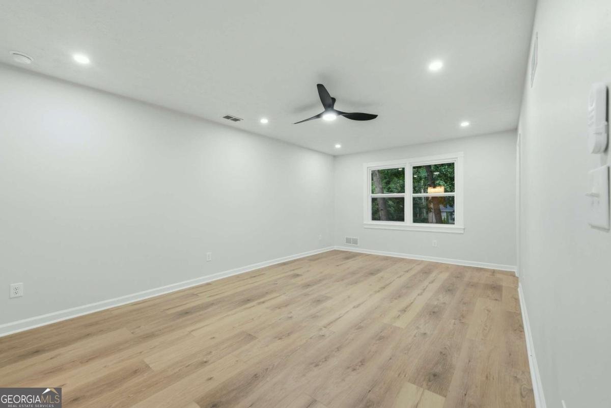 648 Bralorne Drive Stone Mountain - Photo 18