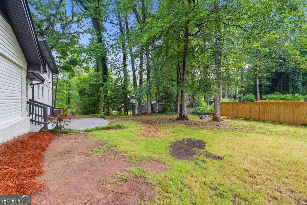 648 Bralorne Drive Stone Mountain - Photo 24