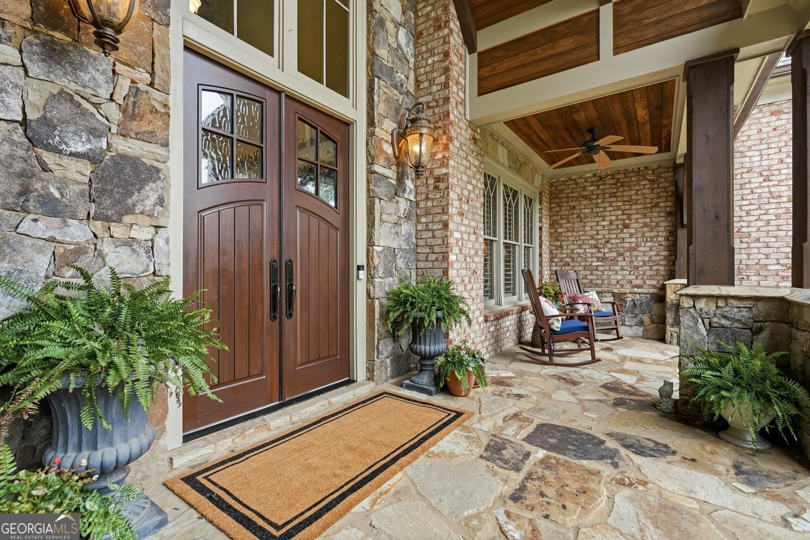 13335 Bishops Court Roswell - Photo 6