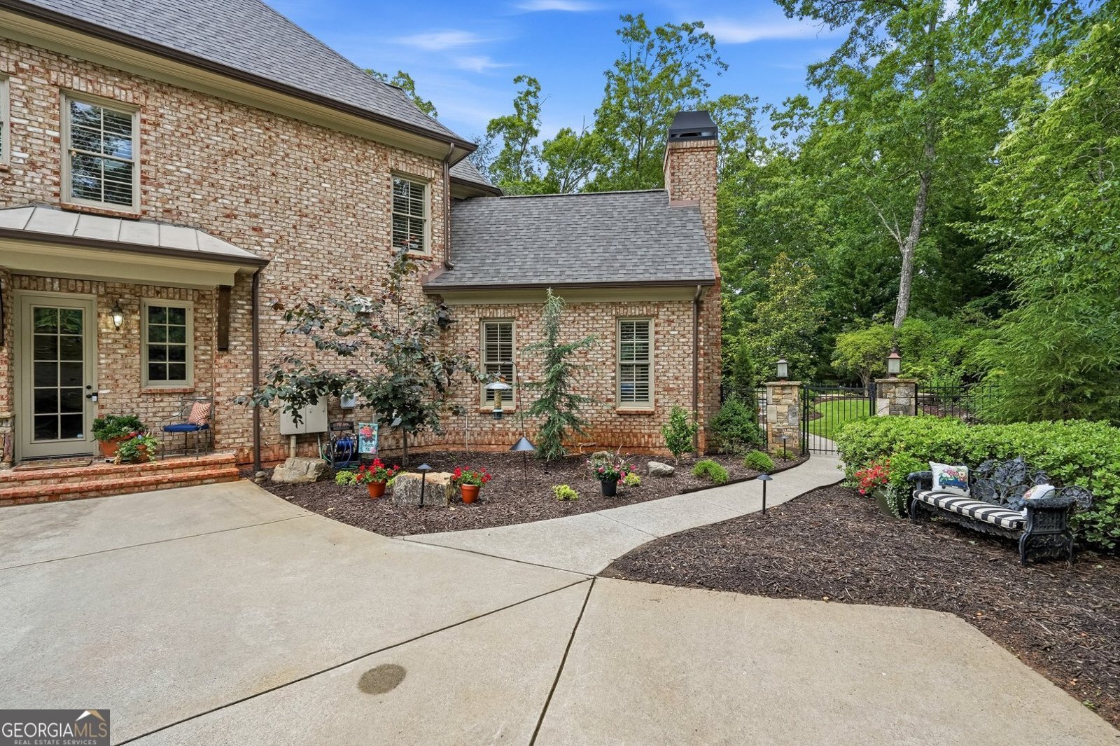 13335 Bishops Court Roswell - Photo 64