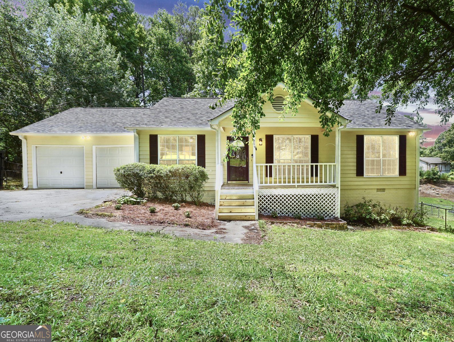 243 Mimosa Lane Stockbridge - main photo