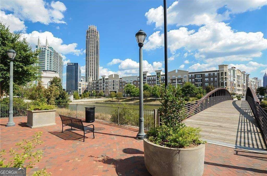 390 17th Street Atlanta - main photo