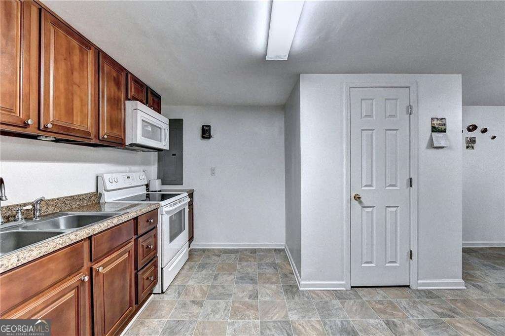 1195 Home Place Drive Lawrenceville - Photo 36