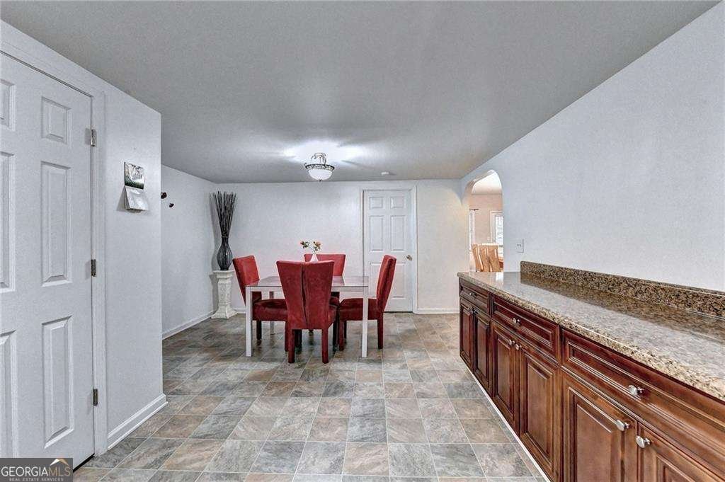 1195 Home Place Drive Lawrenceville - Photo 37