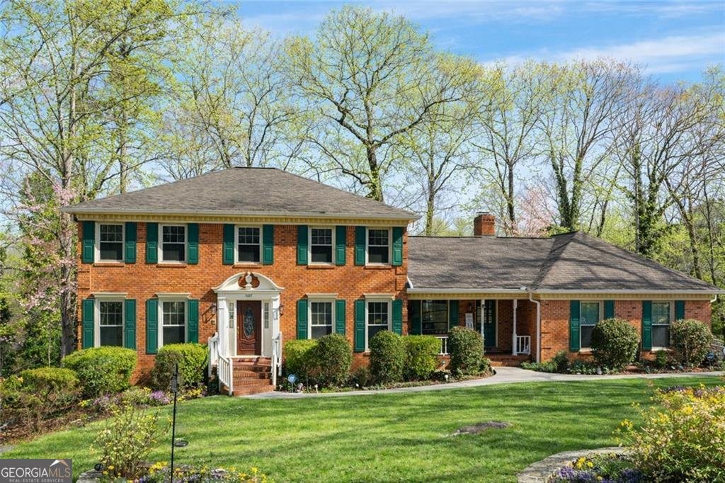 5027 Castlewood Drive Lilburn - main photo