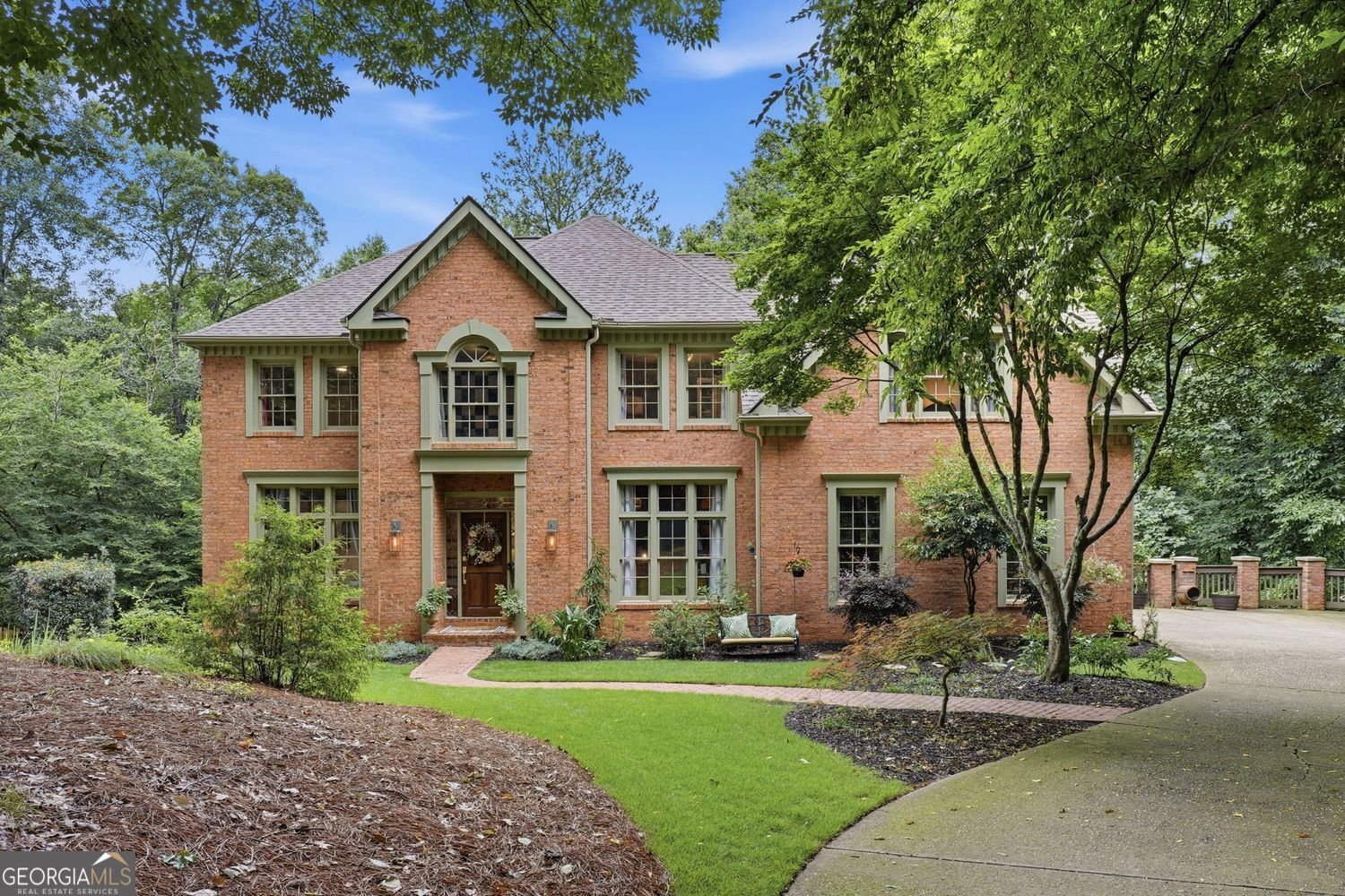 5050 Southlake Drive Alpharetta - main photo
