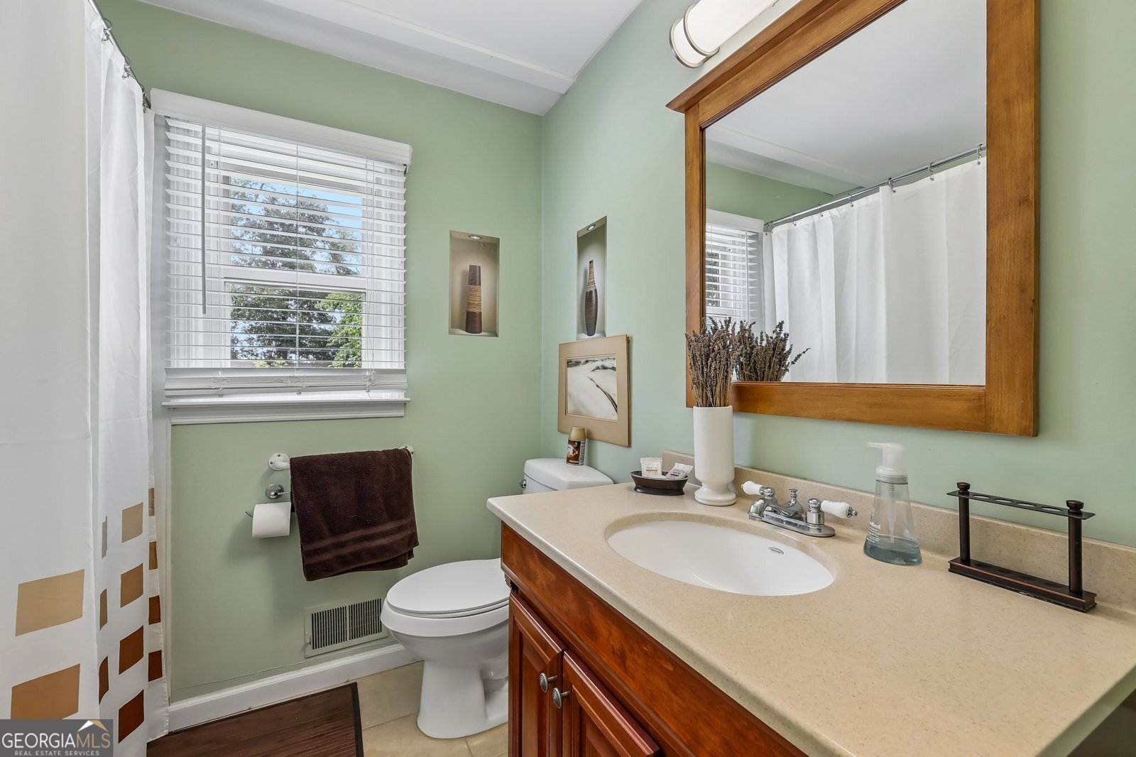 1120 Washington Avenue Woodstock - Photo 20