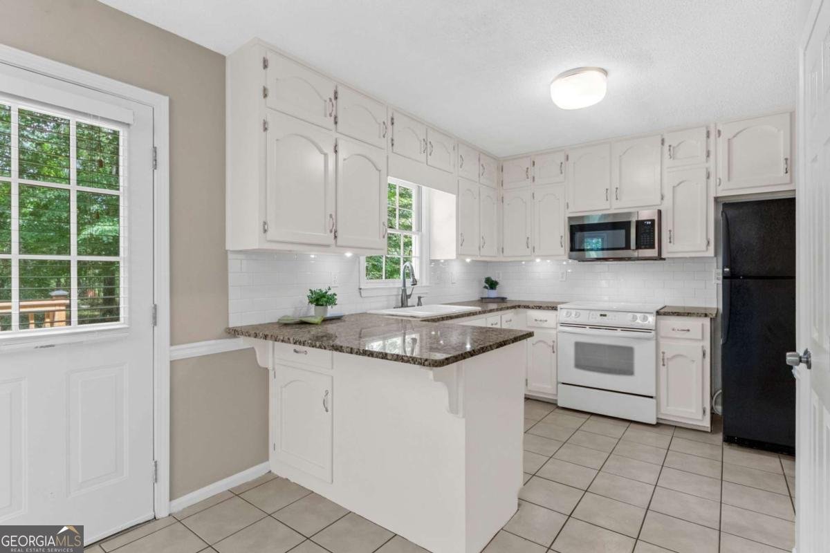 2109 Shay Court Buford - Photo 15